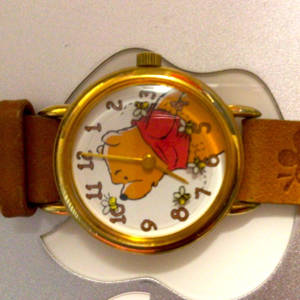 Vintage unisex TIMEX “Winnie the Pooh” watch.. excellent condition!